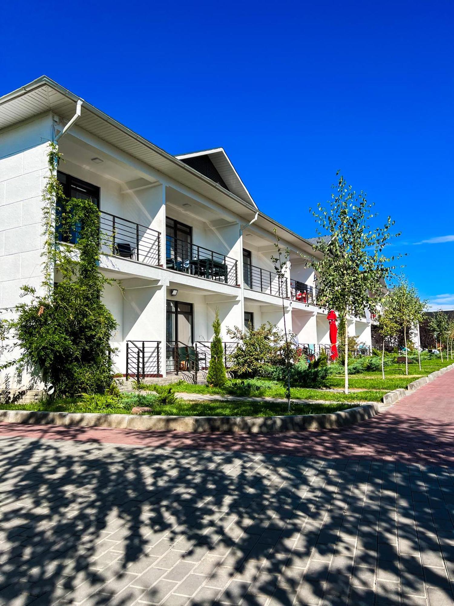 Таунхаус В Baytur Resort Bosteri Buitenkant foto